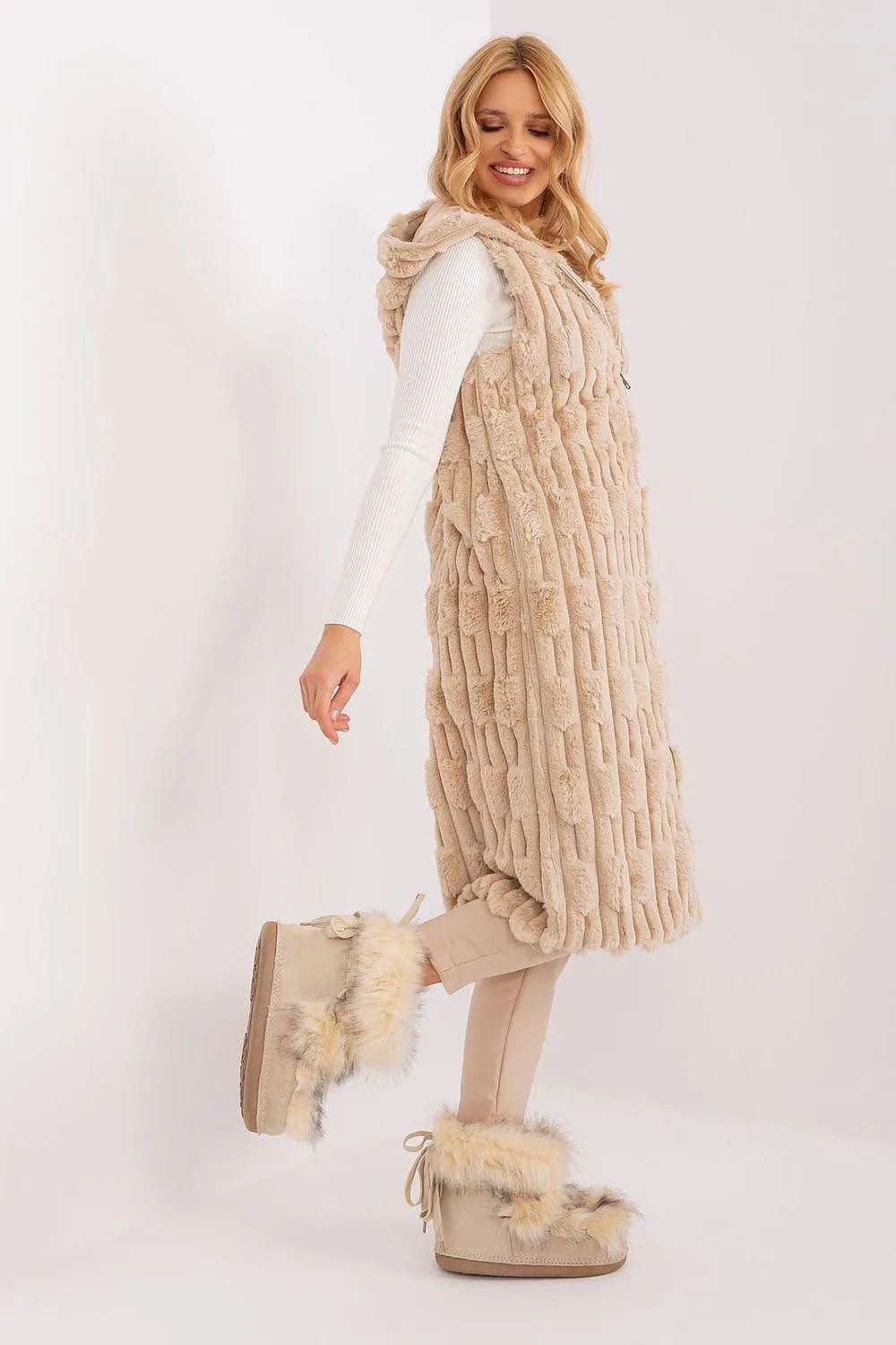 Chic Faux Fur Vest for Women - The Ultimate Winter Essential