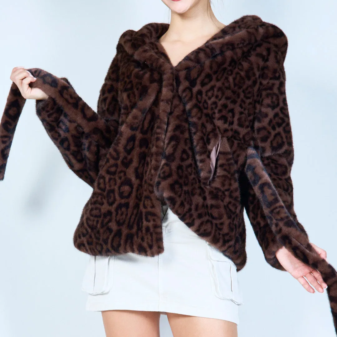 Elegant leopard print fur coat wholesale