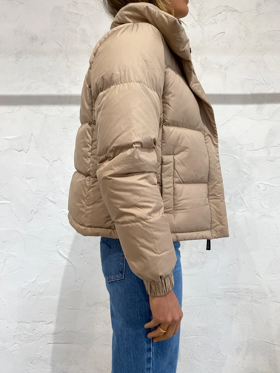 Elka Collective Rotterdam Jacket in Sand