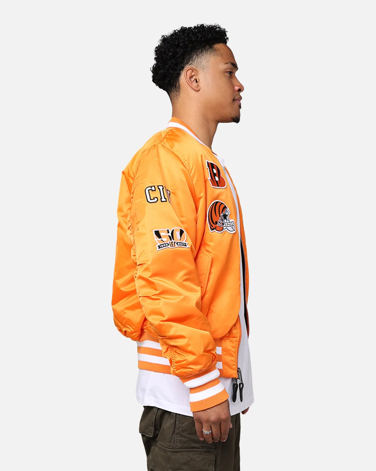 New Era X Alpha Series X NFL Cincinnati Bengals MA-1 Bomber Jacket Orange/Black