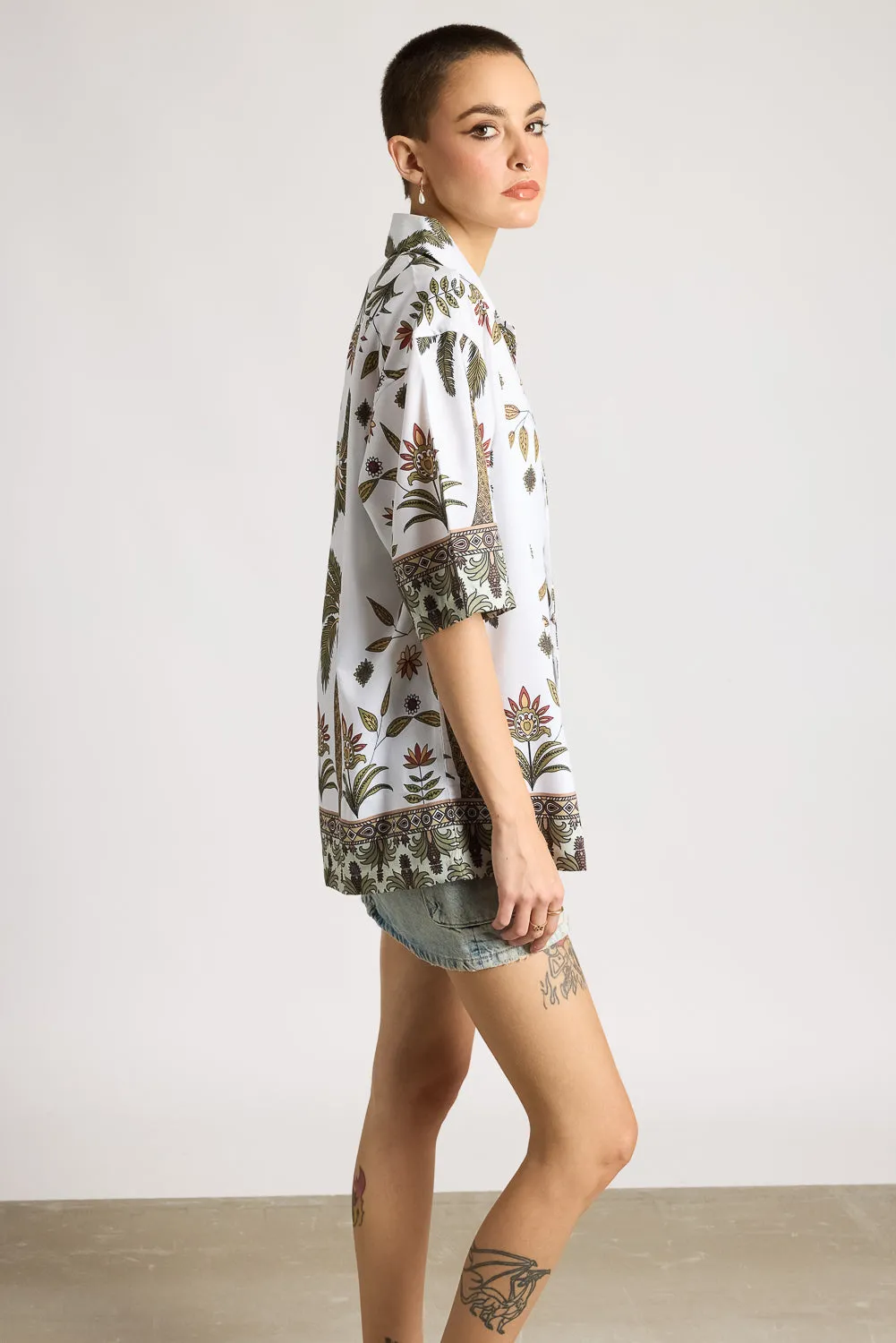 Relaxed Fit Printed Women's Shirt - Coconut Oasis