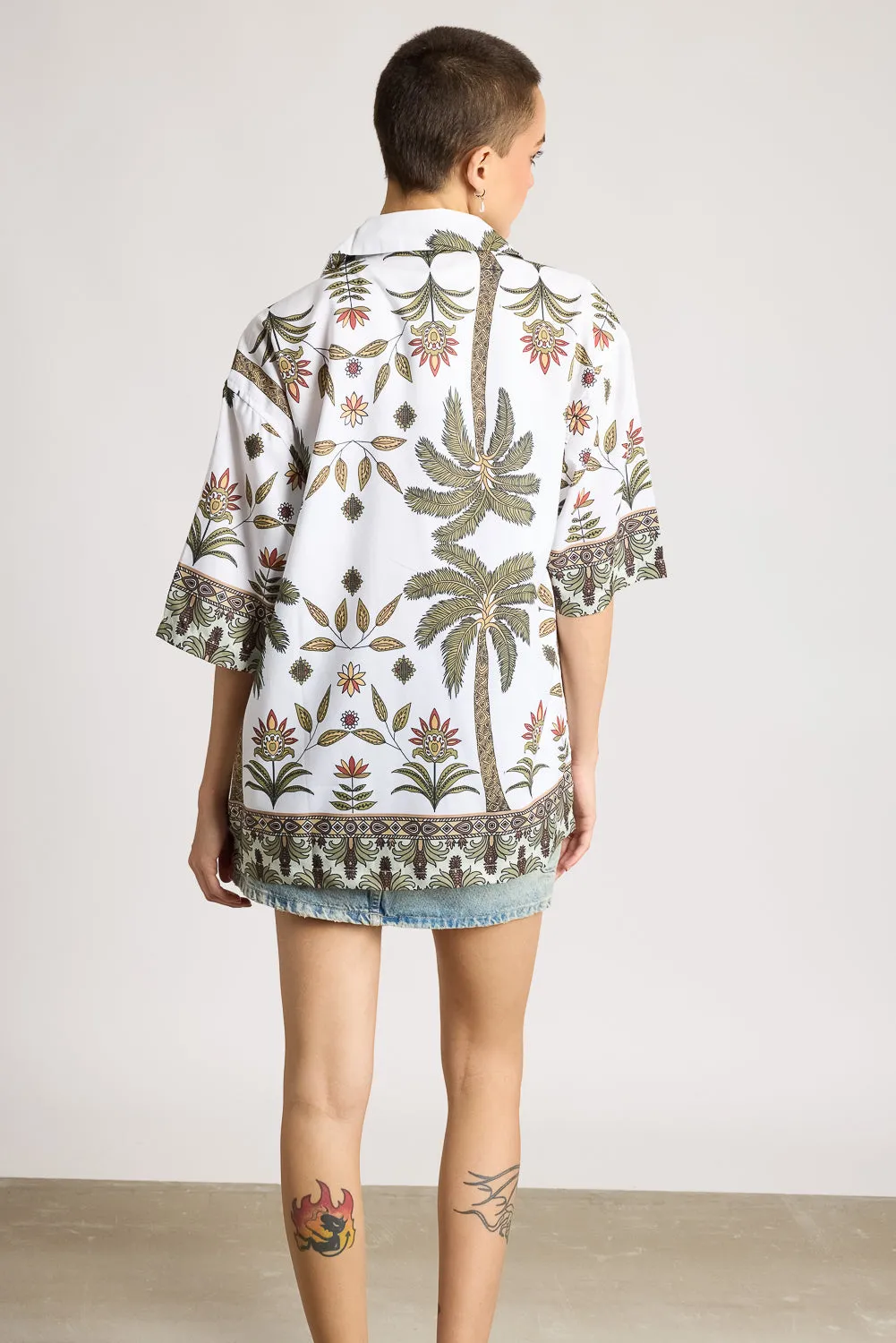 Relaxed Fit Printed Women's Shirt - Coconut Oasis