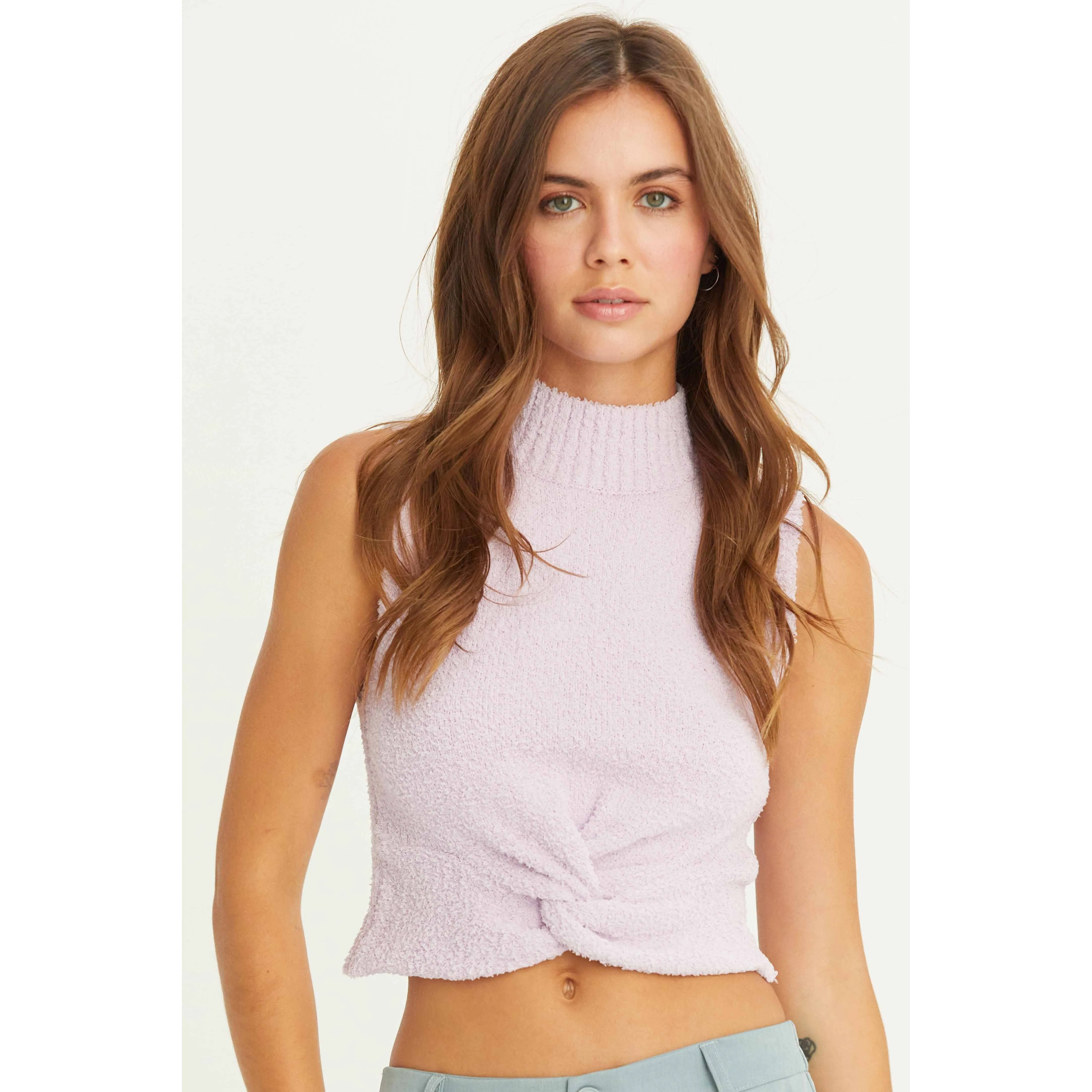 SLEEVELESS FUZZY KNIT TOP: CREAM