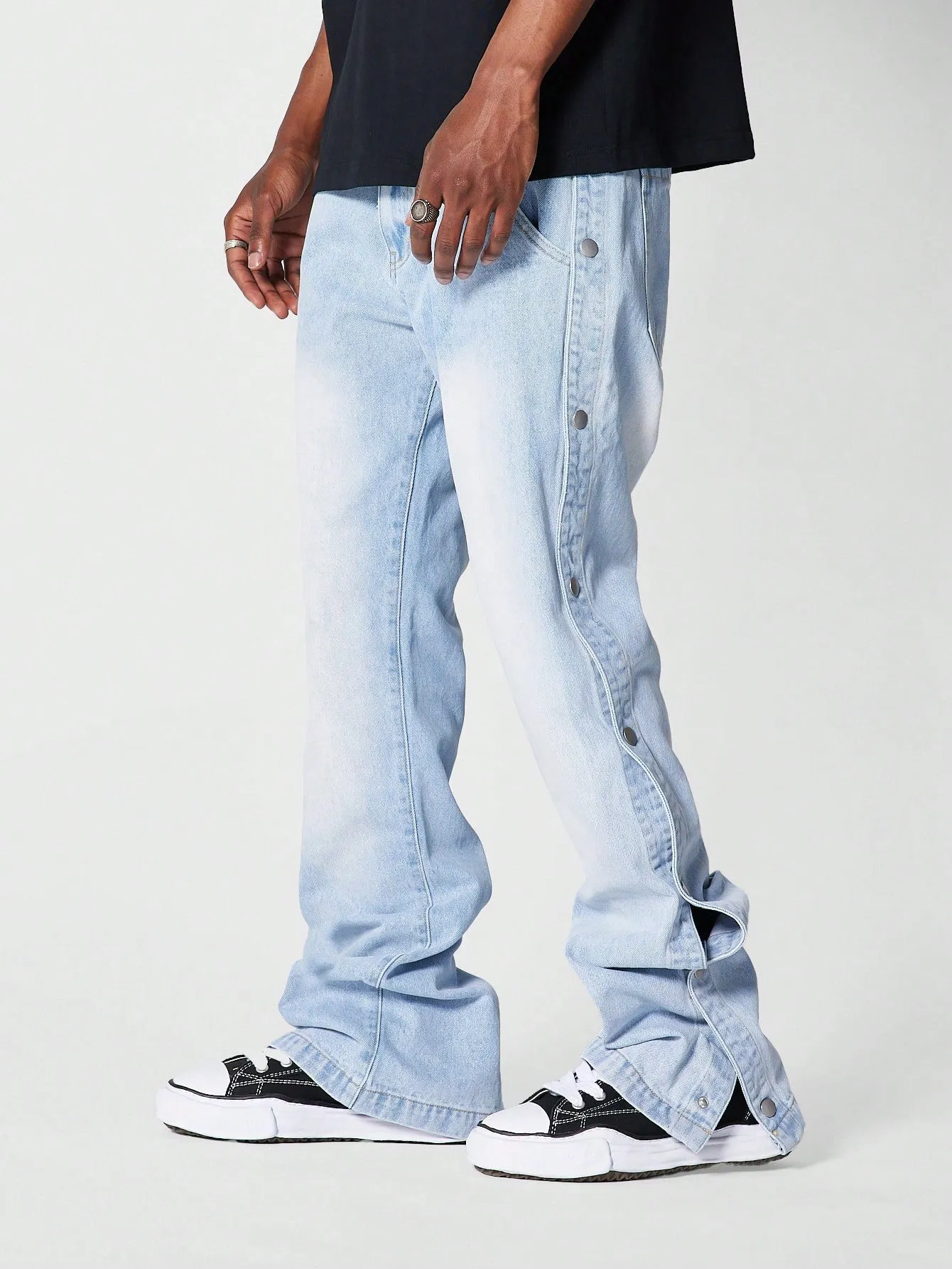 Snap Edge Flare Fit Men Denim