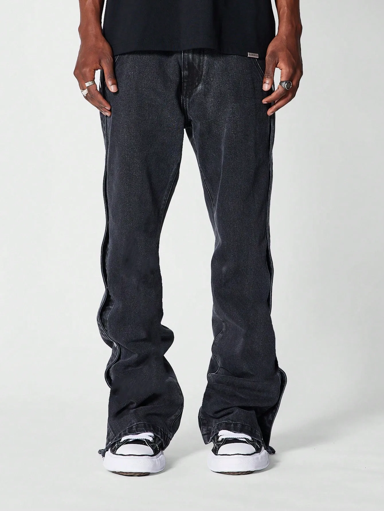 Snap Edge Flare Fit Men Denim