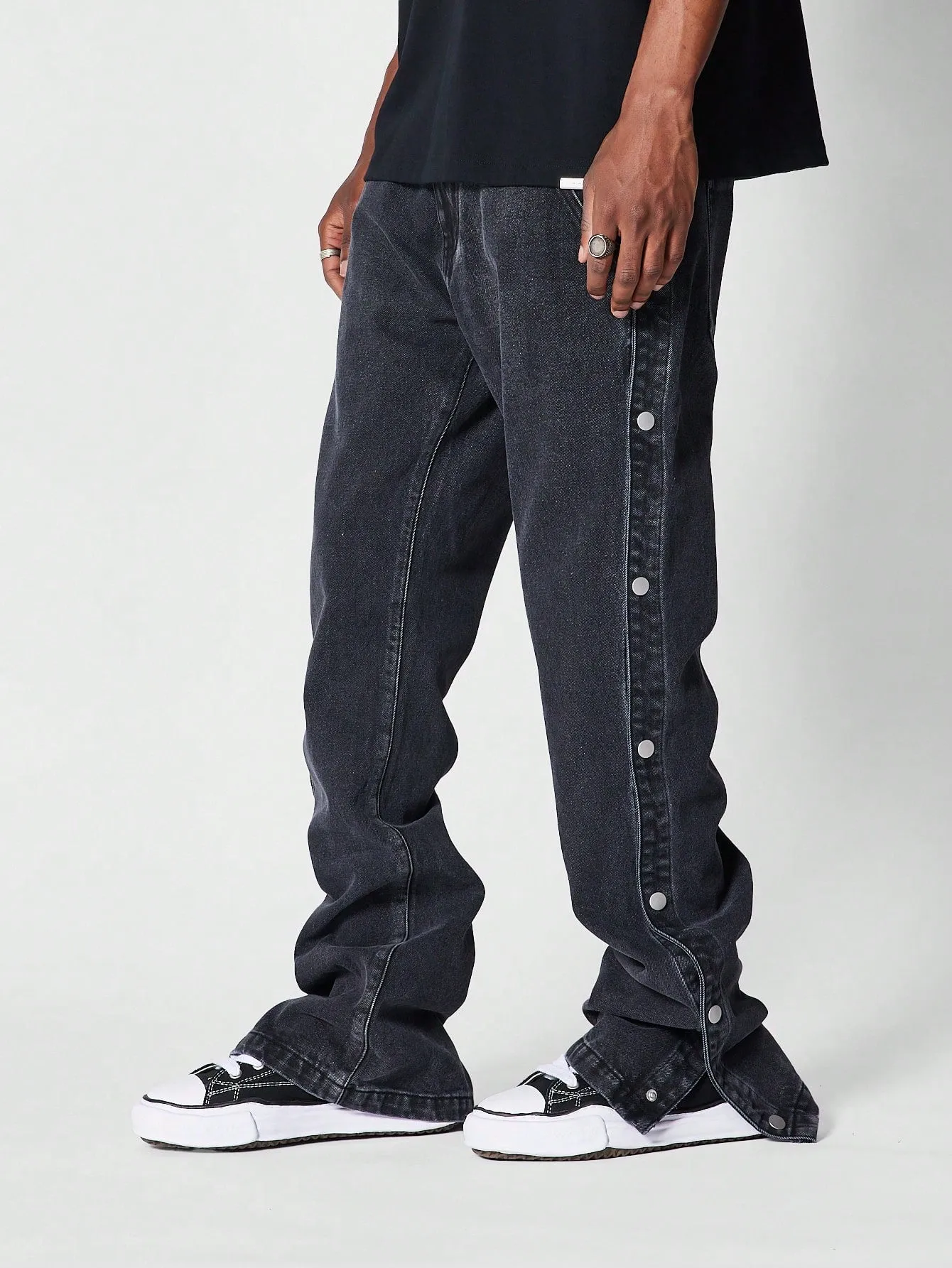 Snap Edge Flare Fit Men Denim